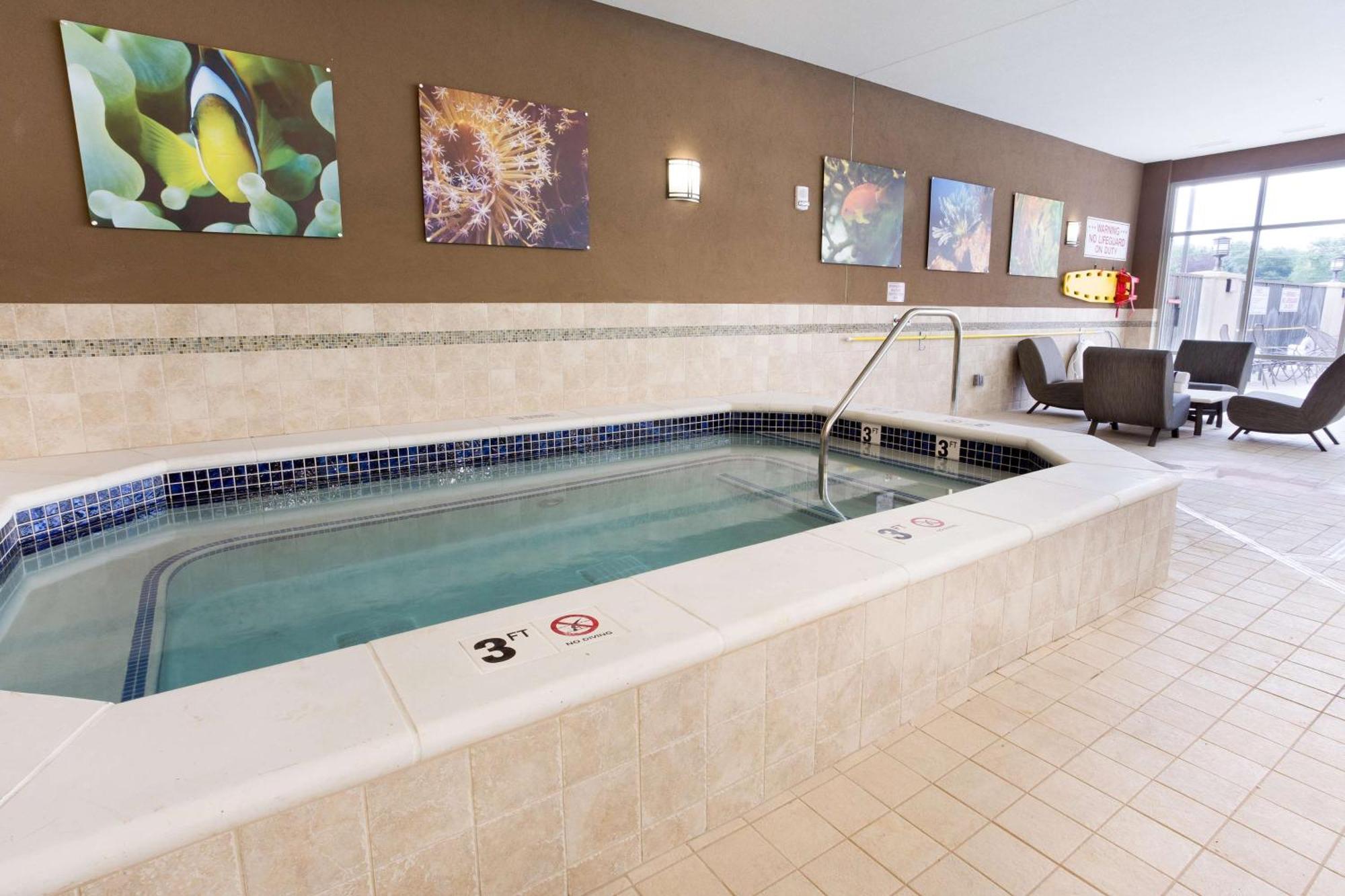 Drury Plaza Hotel Indianapolis Carmel エクステリア 写真