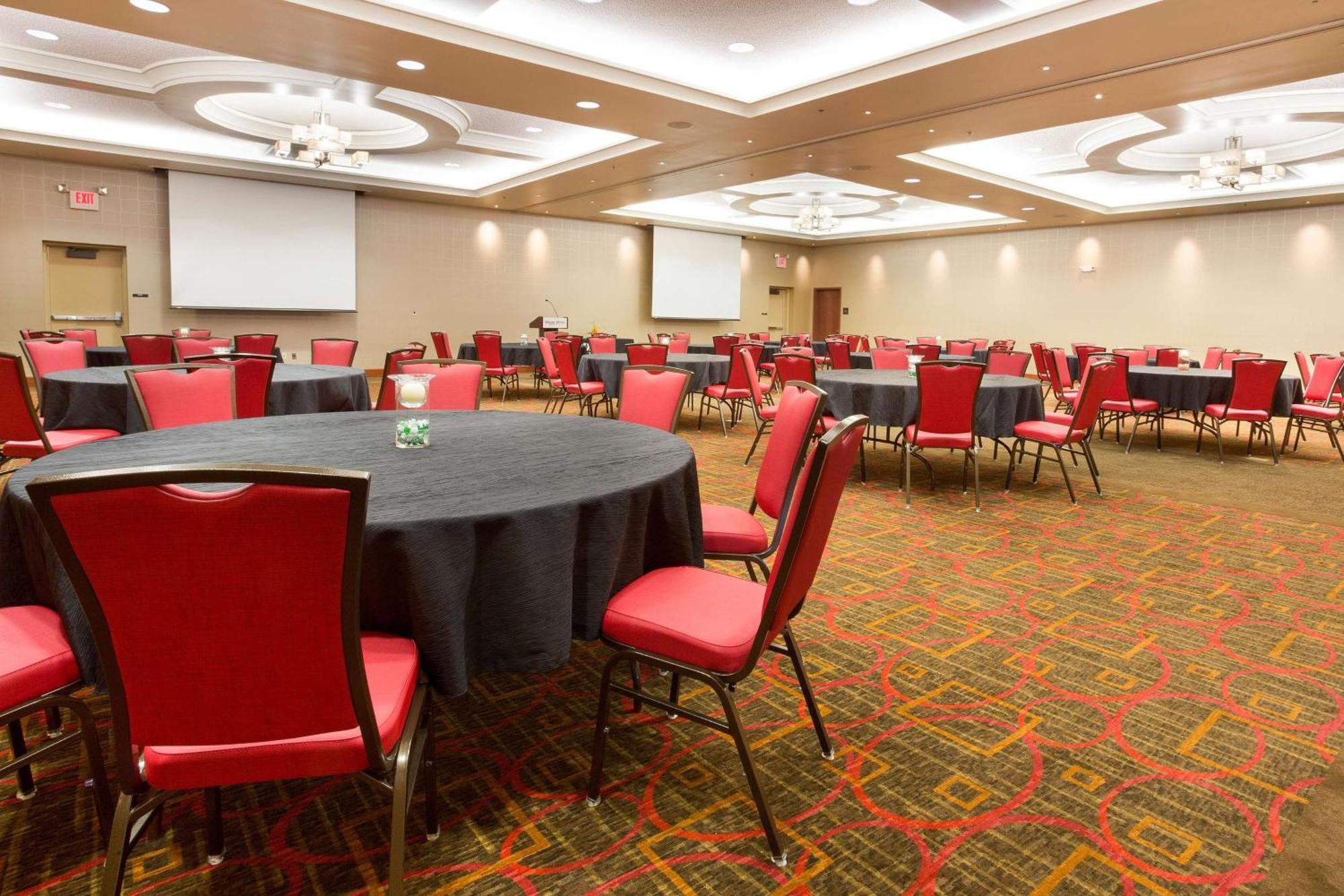 Drury Plaza Hotel Indianapolis Carmel エクステリア 写真